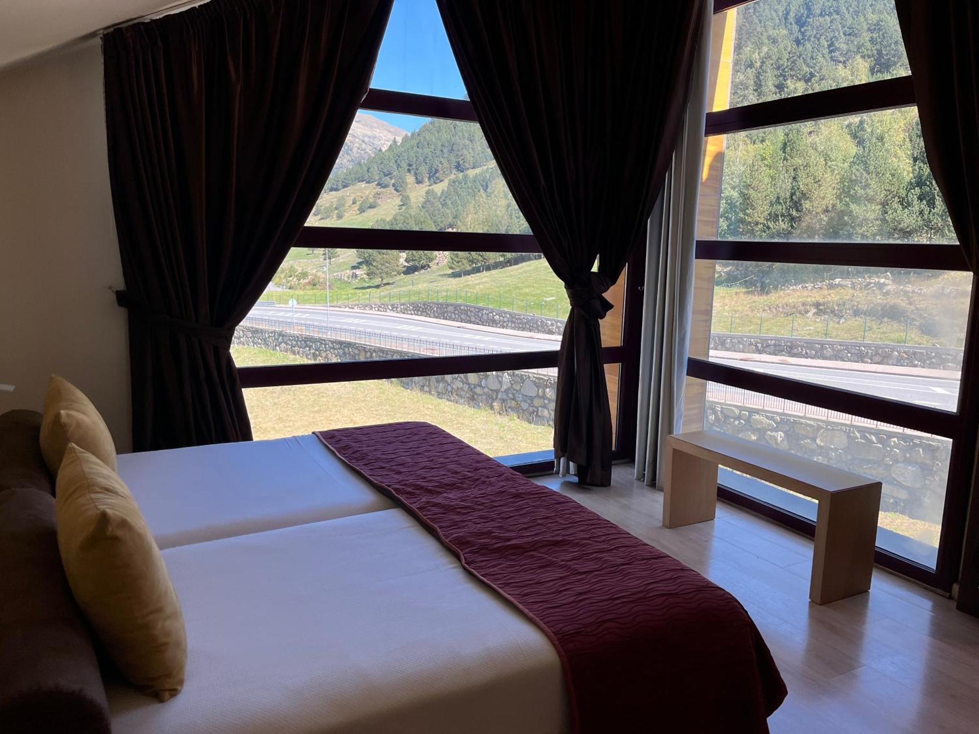 Wuau! Hotel Galanthus & Spa Canillo Exterior foto