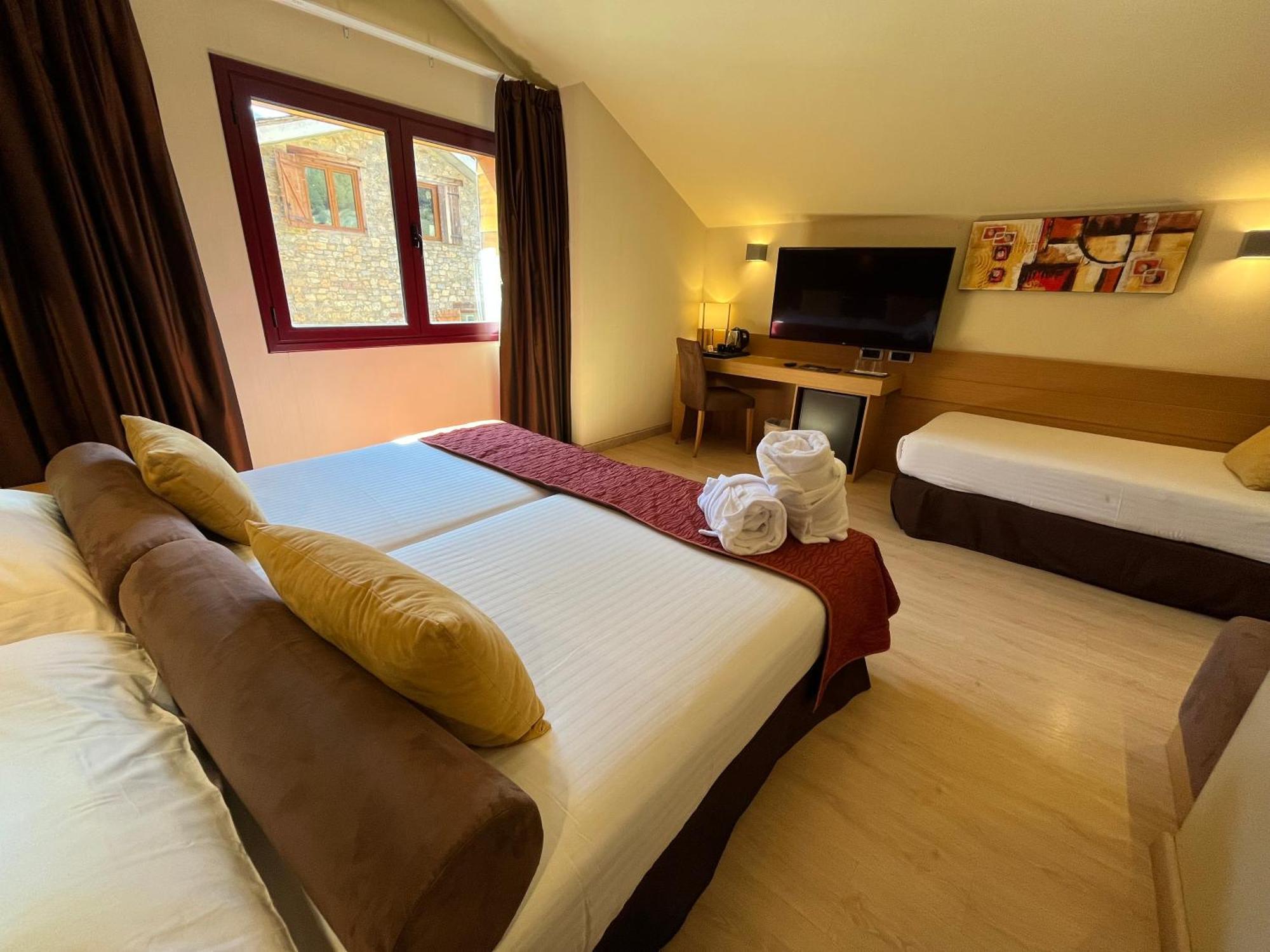 Wuau! Hotel Galanthus & Spa Canillo Exterior foto