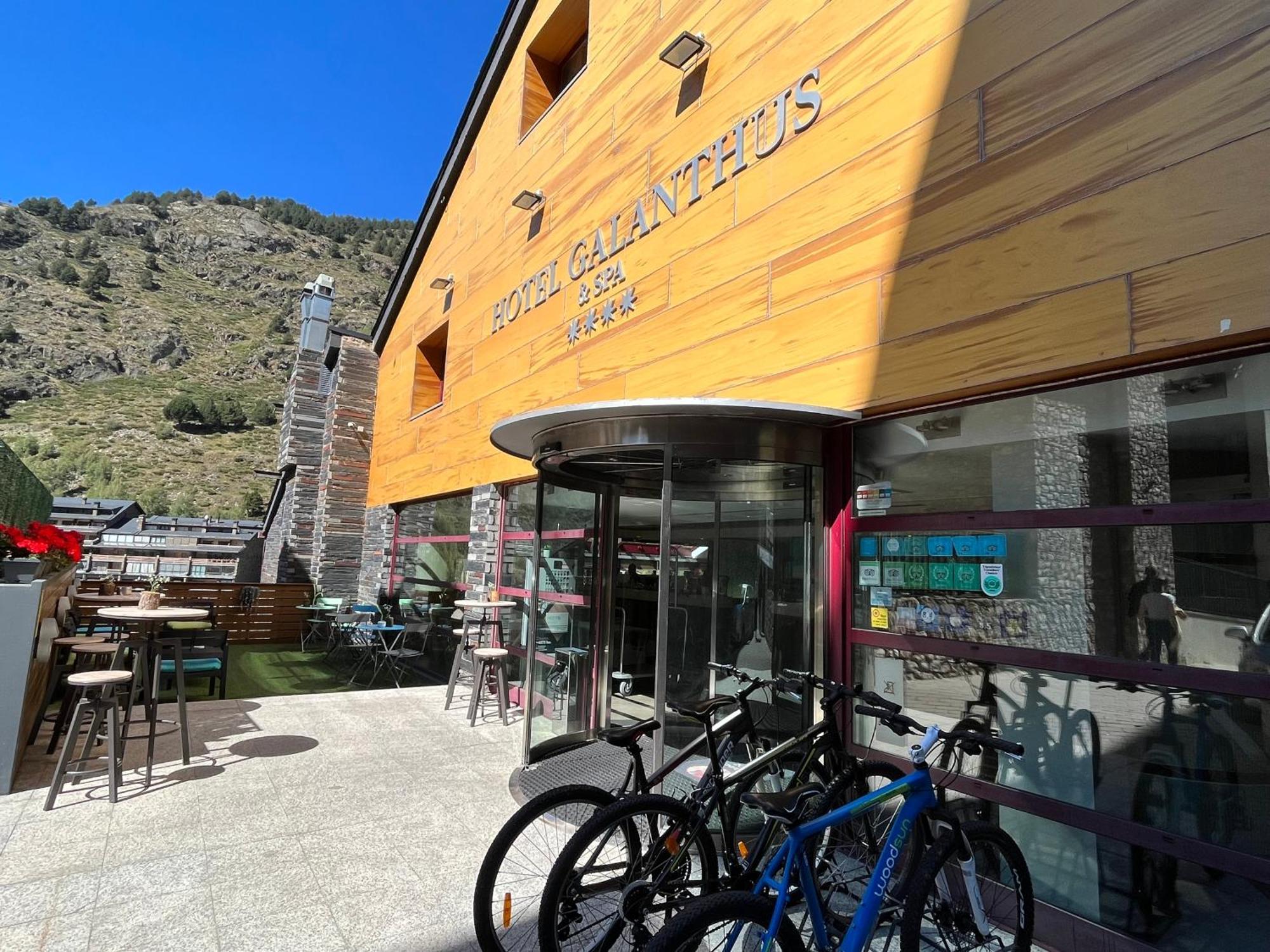 Wuau! Hotel Galanthus & Spa Canillo Exterior foto